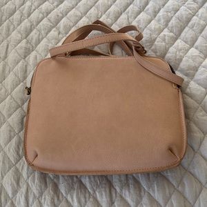 Joy Susan crossbody in pink